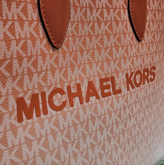 Michael Kors Mirella Ombre Coral and White Tote/Crossbody Bag NWT - Picture 6 of 16